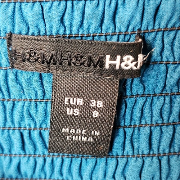 COPY - H&M Womens Spaghetti Strap Flowy Blouse - Picture 3 of 3